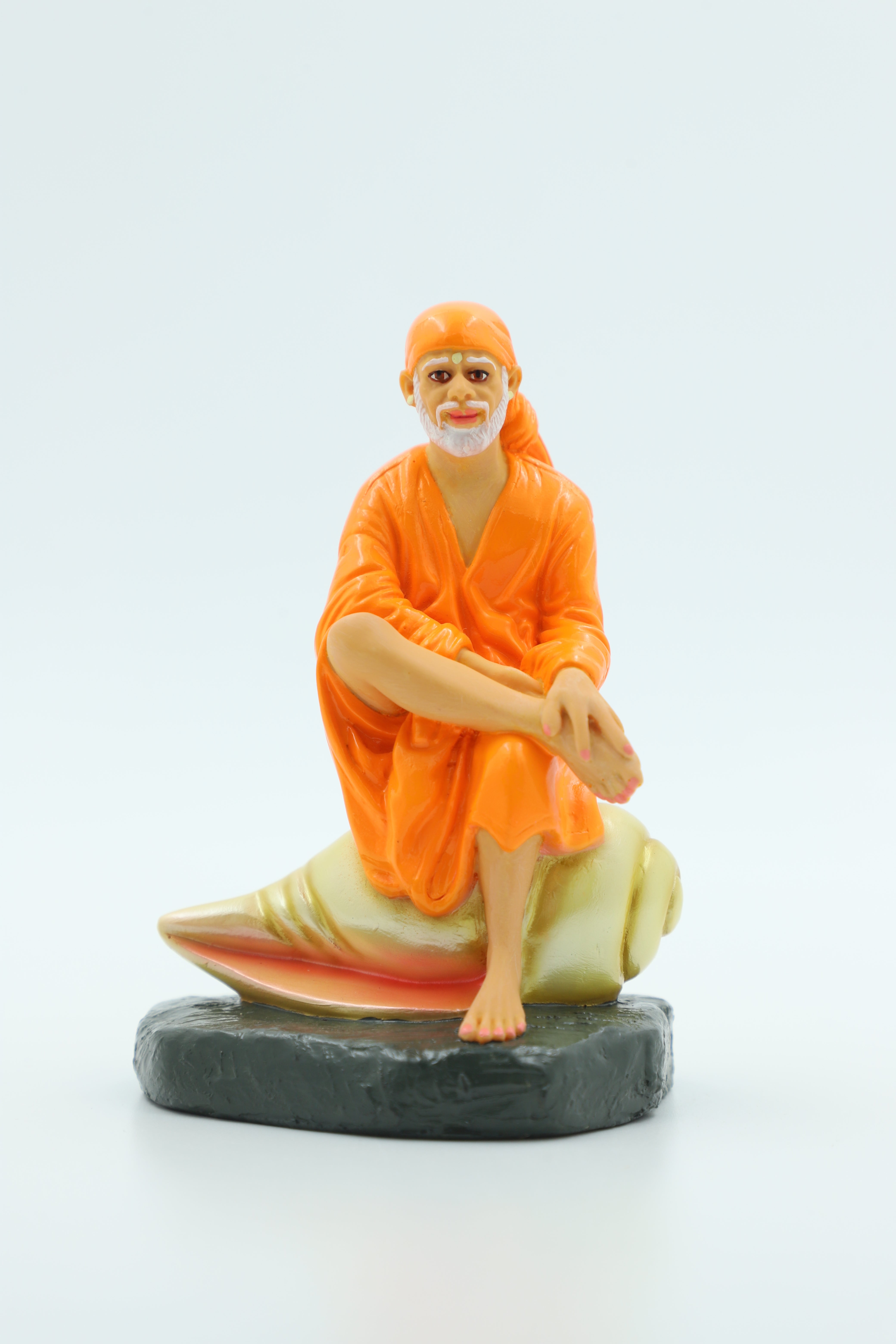 🕉️Hemant Art Shirdi Sai Baba Idol – 5 Inch – Sitting on Conch Shell – Pure Resin Marble Finish